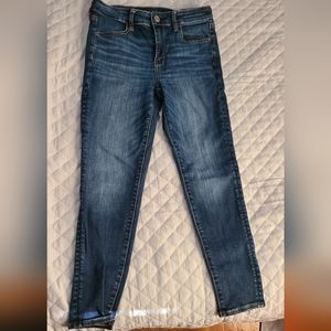 8 short- American Eagle Next Level Stretch- Skinny Jeans